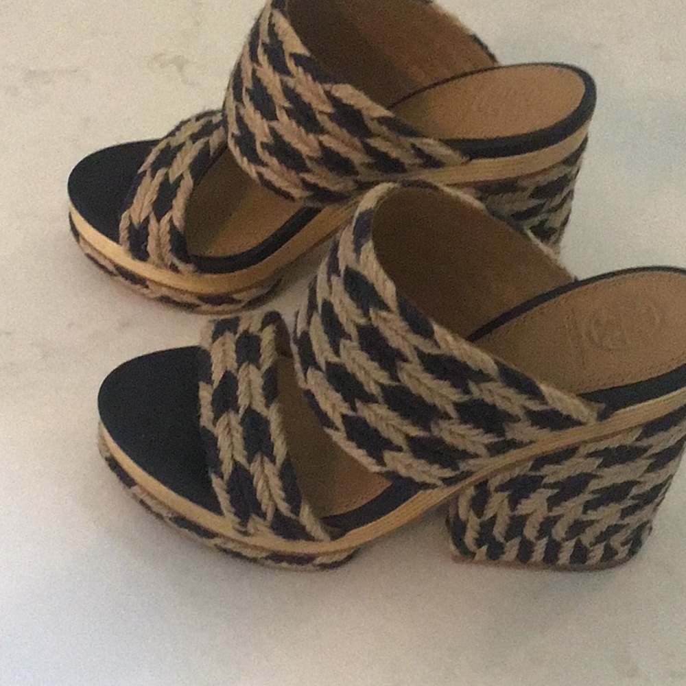Tory Burch size 7 Platform sandals